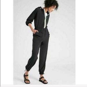 Athleta Dipsea black/dry-fit/jumpsuit - size 0